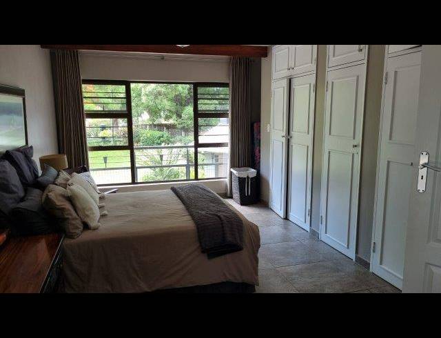 4 BEDROOM VILLA FOR SALE IN MEER EN SEE